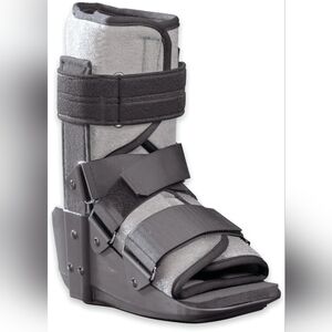 𝅺fla Walker Cast Boot